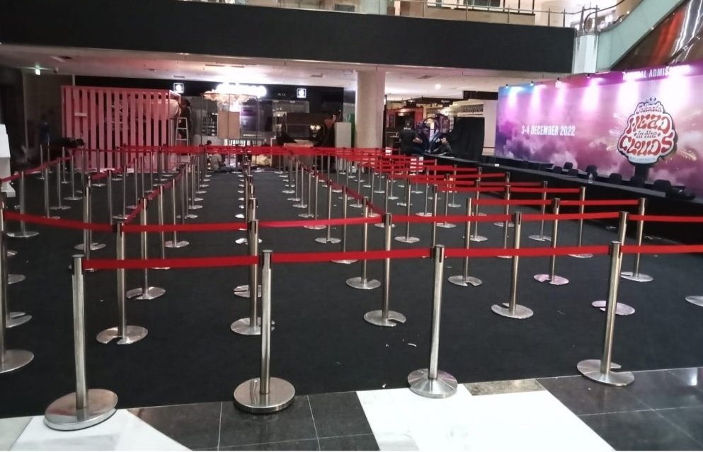 Jasa Sewa Stand Rope untuk Event dengan Pengaturan yang Teratur